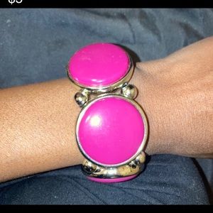 2 Framed Stretchy Bracelets